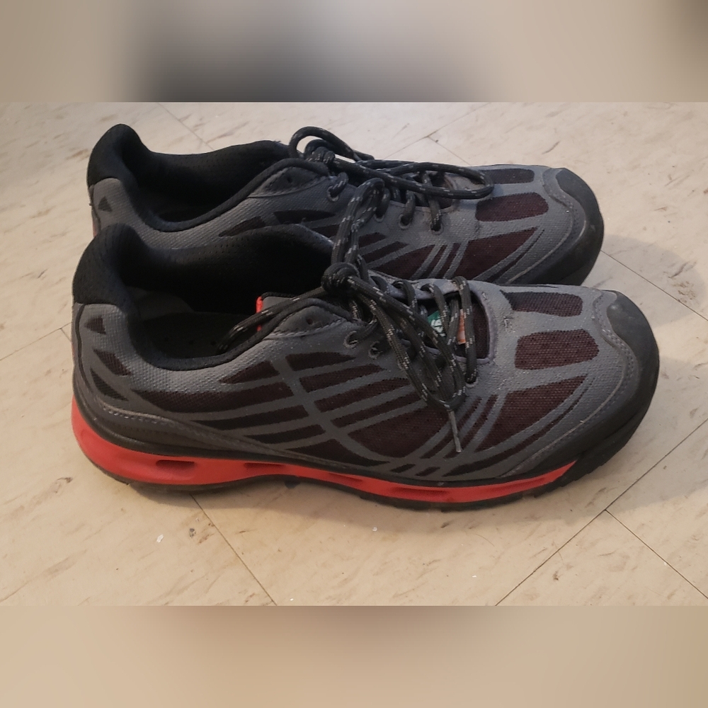 Stylish Gray and Red Men's Stealtoe Shoes